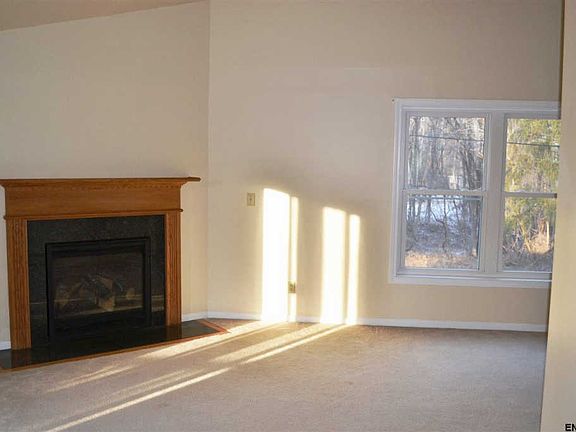 2nd image of 3C Salem Ct