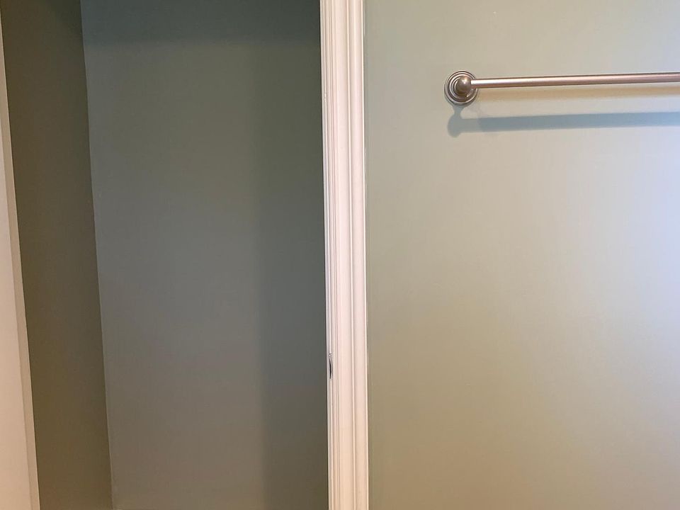 1st image of 152 S Peck Dr #100
