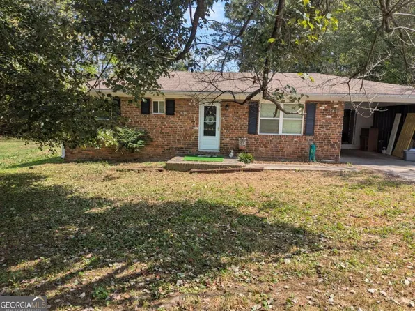 3244 Maple Grove Dr NW, Dalton, GA 30721