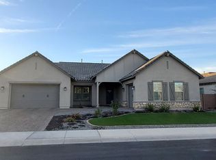 2065 E Trigger Way, Gilbert, AZ 85297