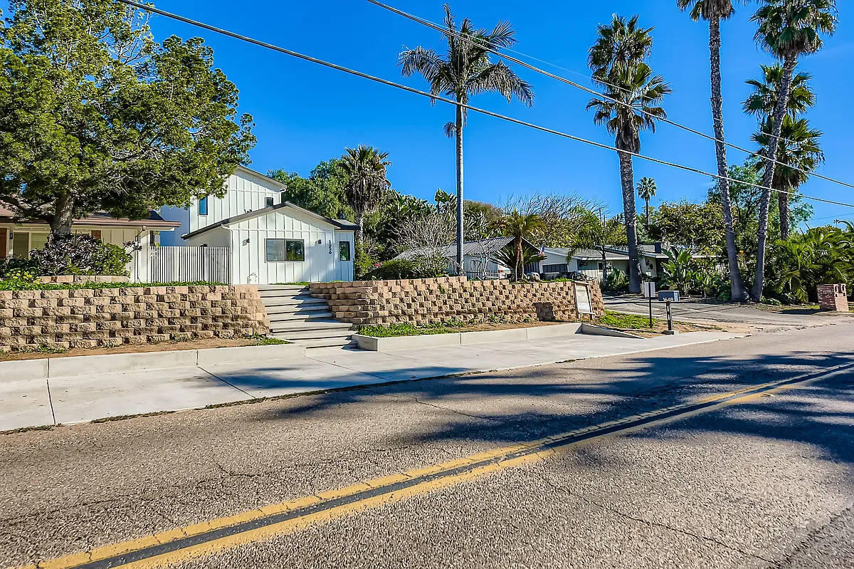 2 bed, $4,500 — Photo 2