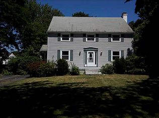 33 Old Providence Rd, Swansea, MA 02777