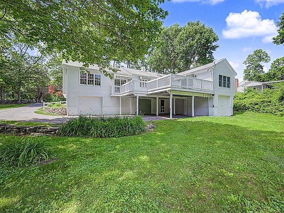 5th image of 355 Boston Rd