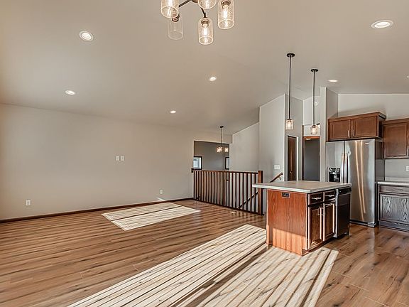 5th image of 6722 69th Ave S #1