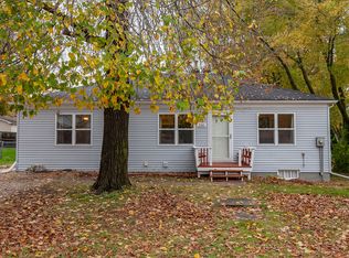 330 N 4th St, Carlisle, IA 50047