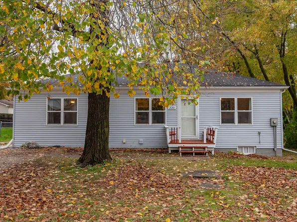 330 N 4th St, Carlisle, IA 50047