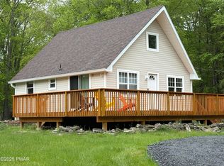 147 Skyview Rd, Dingmans Ferry, PA 18328