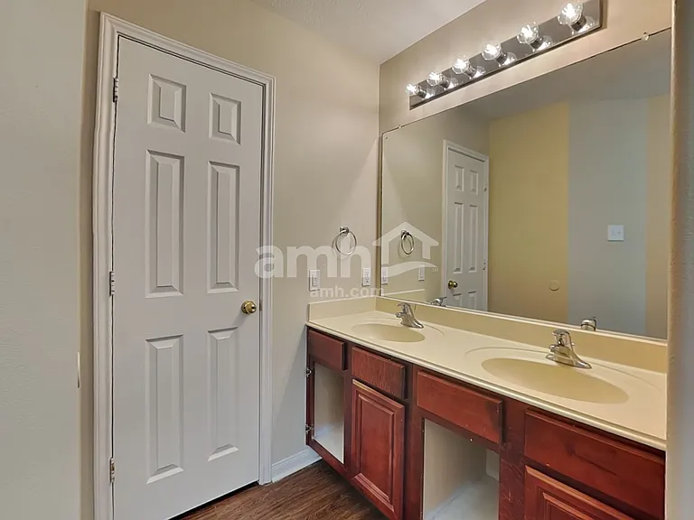 19342 Little Pine Ln — Photo 12