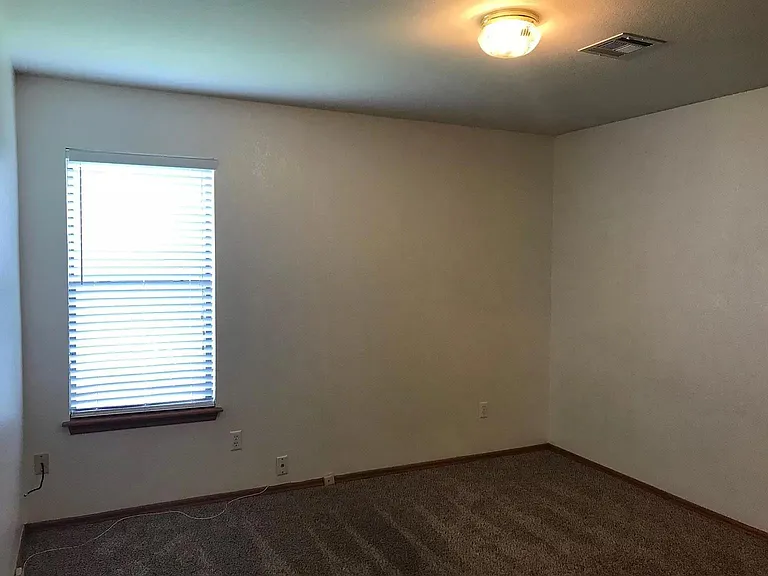 9744 Mayview Ct — Photo 8