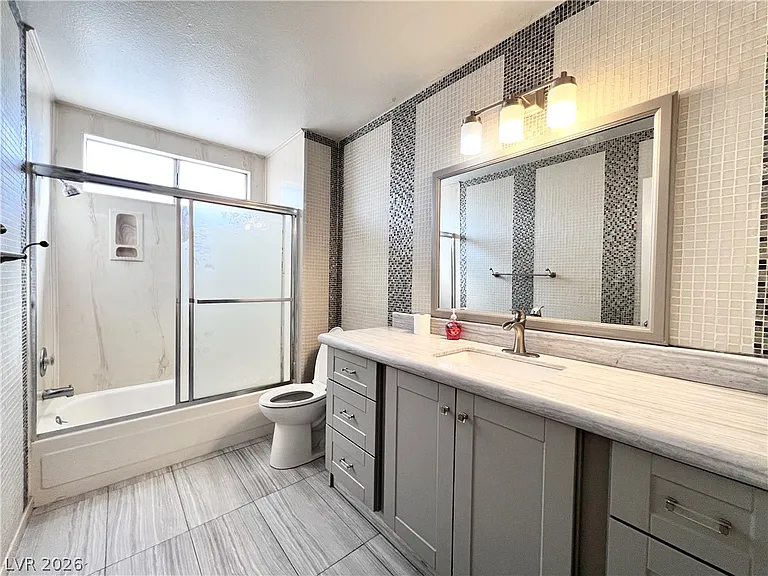 5009 Mesa View Dr — Photo 23
