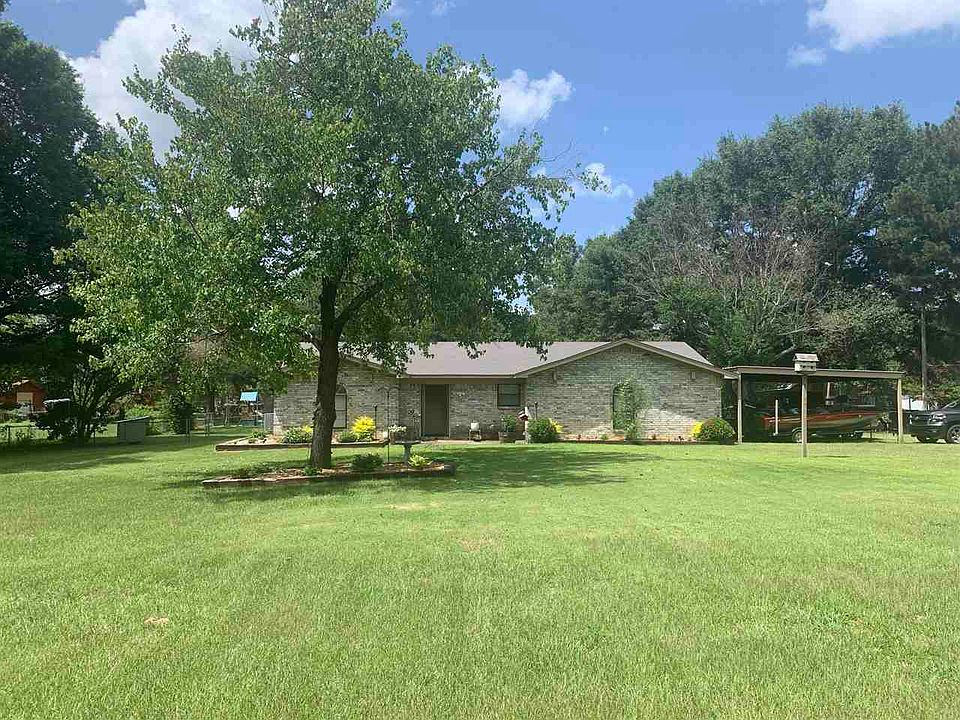1st image of 27 Berry Ln