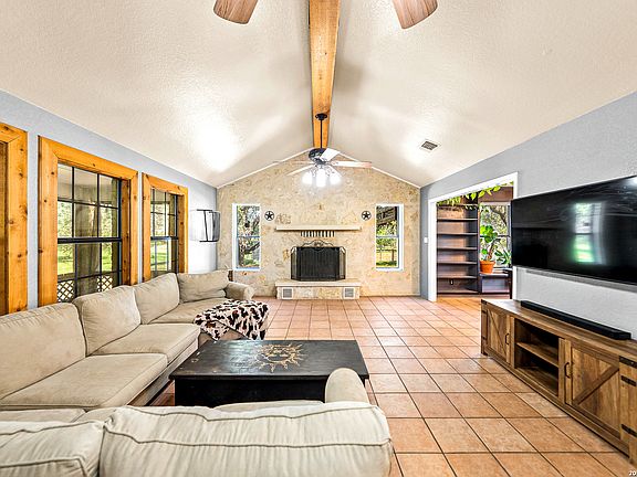 5th image of 175 Quail Creek Dr.