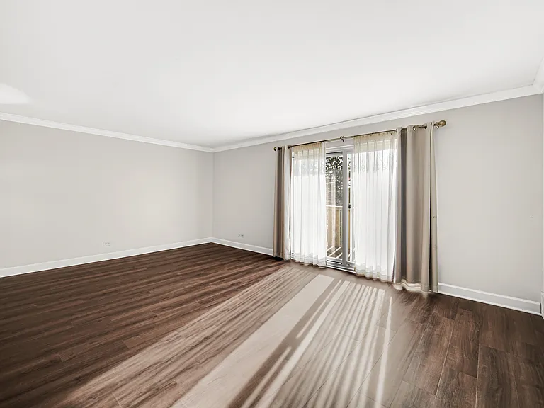 700 Perrie Dr #308 — Photo 8