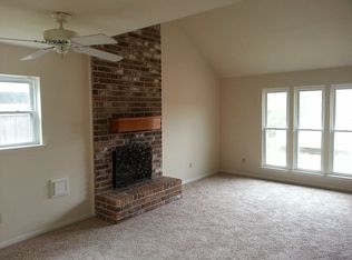 819 Halewood Dr, Houston, TX 77062