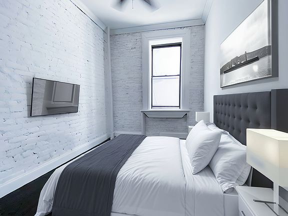 3rd image of 183 Mulberry St APT 1