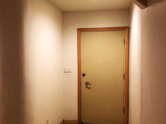 4th image of 13543 Moorpark St APT 4