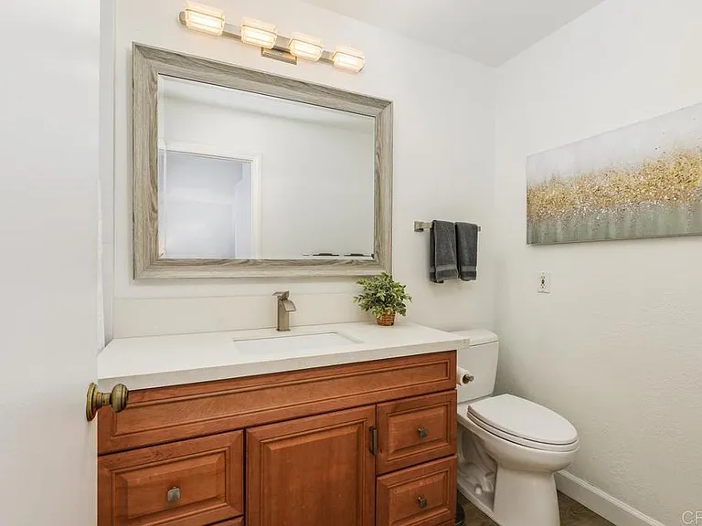 836 S Sierra Ave — Photo 11