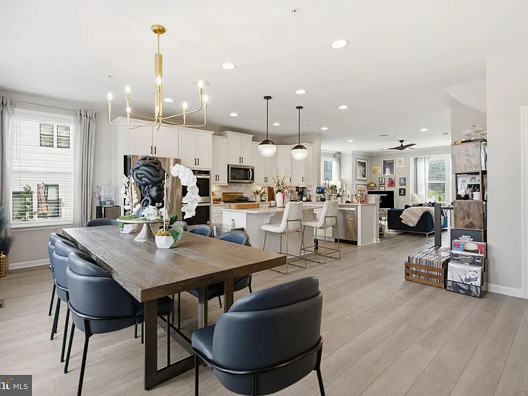 10313 Vista Meadow Way — Photo 12