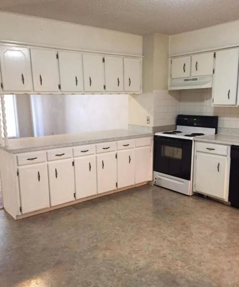 1905 Wisdom Dr — Photo 1