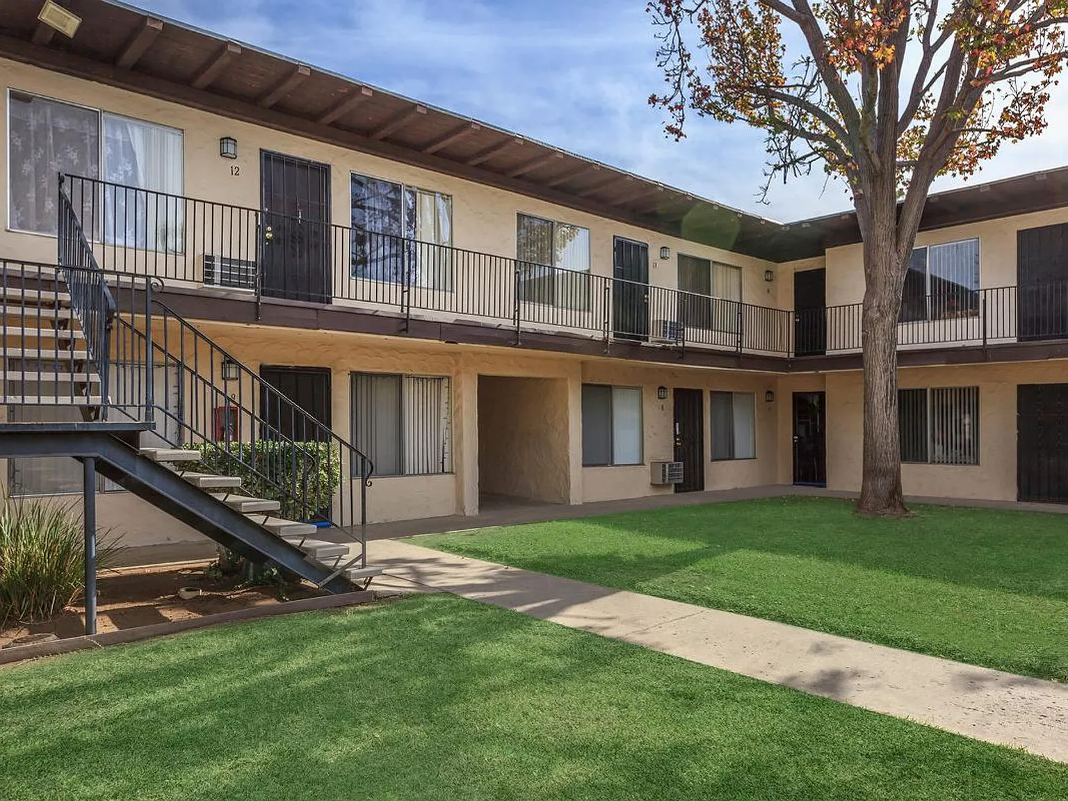 Oak Valley Apartments — Photo 4