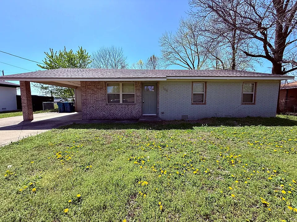 108 SE 13th St