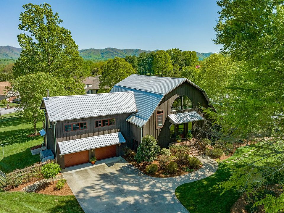 1st image of 5 Garden Way
