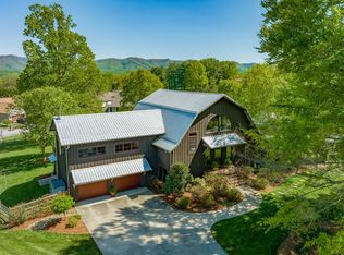 5 Garden Way, Johnson City, TN 37604