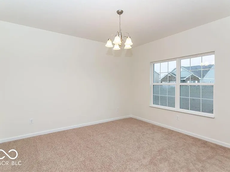5606 Beale St — Photo 3