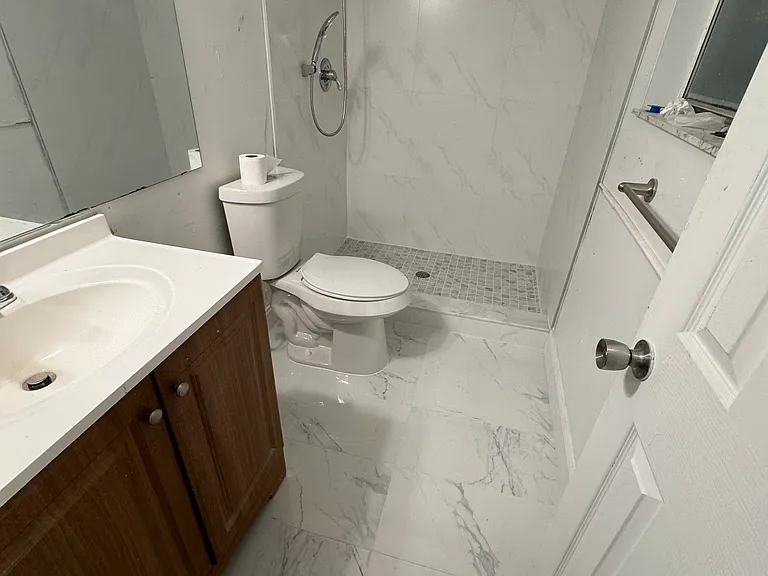 Burhley Ct — Photo 6