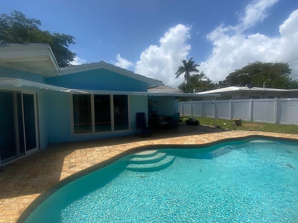 1st image of 1973 Windward Dr