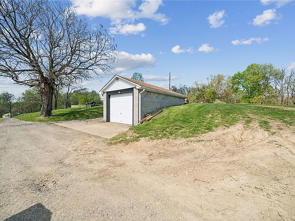 5th image of 35 Bucey Rd