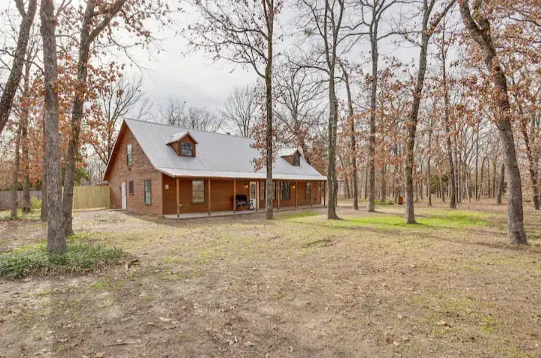 4 bed, 2754 sqft, $3,200 — Photo 3
