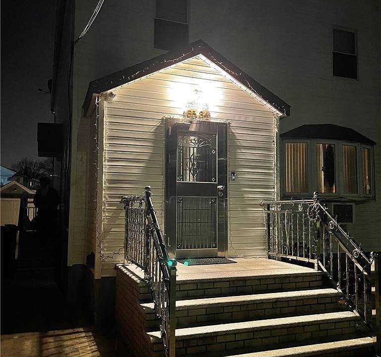 1st image of 85-34 241st St