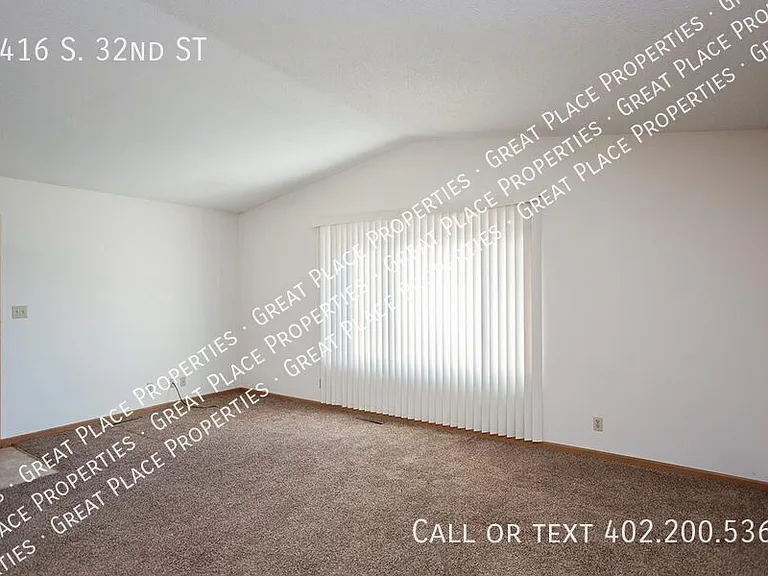 5416 S 32nd St — Photo 35