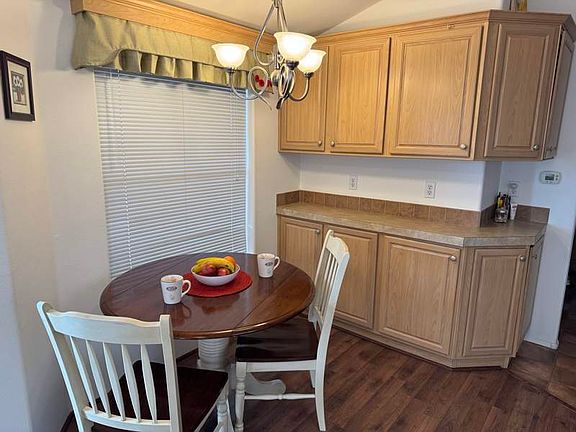 3rd image of 10442 N Frontage Rd #436