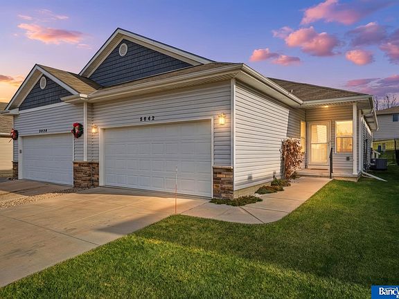 2nd image of 5642 Barrington Cir