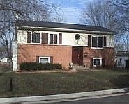 2nd image of 208 W Balsam Rd