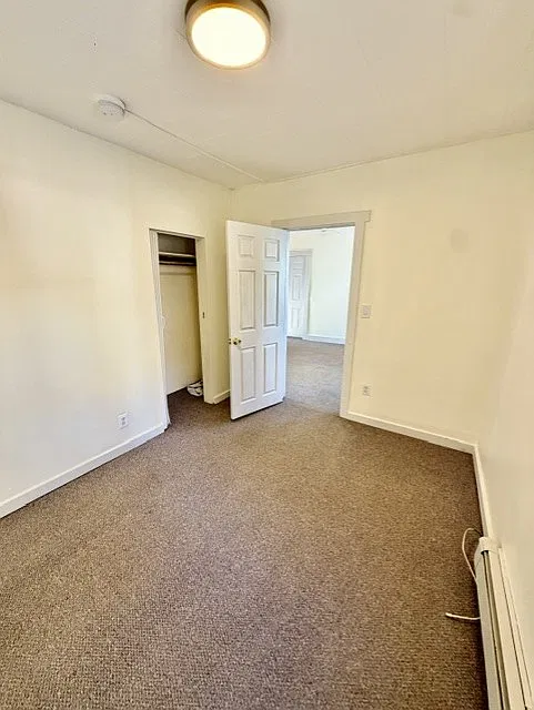 2 bed, 9999 sqft, $2,150 — Photo 3