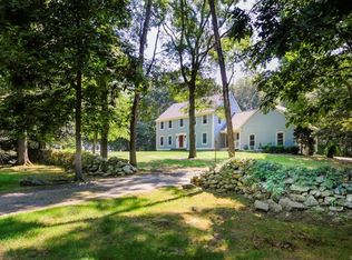 39 Morning Dove Dr, Tiverton, RI 02878