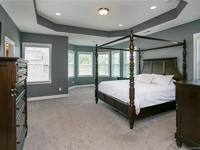8606 Burnside Ln — Photo 19