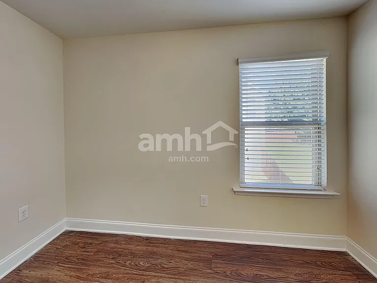 110 Dynasty Ln — Photo 19