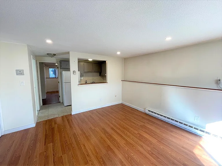 102 Alpine St #2 — Photo 5