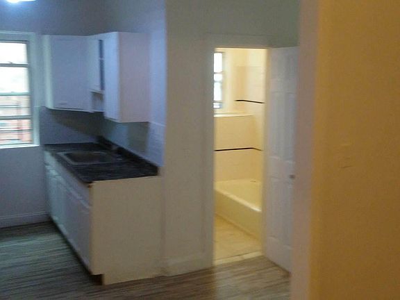 3rd image of 3198 Edson Ave Floor 2