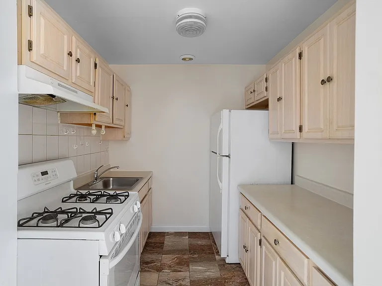 1484 Saint Marks Ave #2 — Photo 2