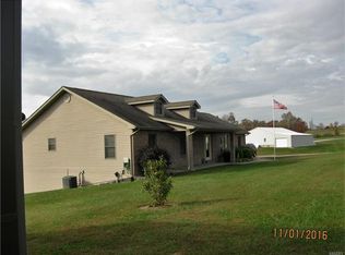 109 Rolling Hills Ln, Perryville, MO 63775