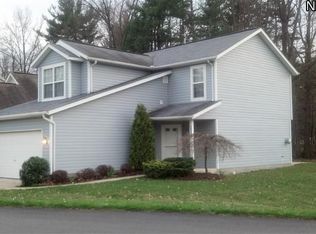 3999 Marsh Creek Ln, Rootstown, OH 44272