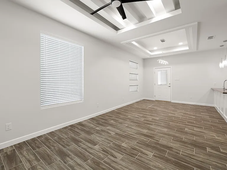 1907 W Violet Dr #2 — Photo 7