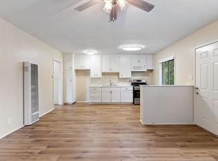 1444 West Parade Street, Long Beach, CA 90810