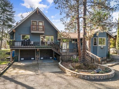 965 Old Ferry Rd, Shady Cove, OR, 97539