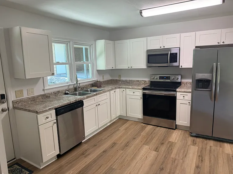 319 Beechwood Dr — Photo 9